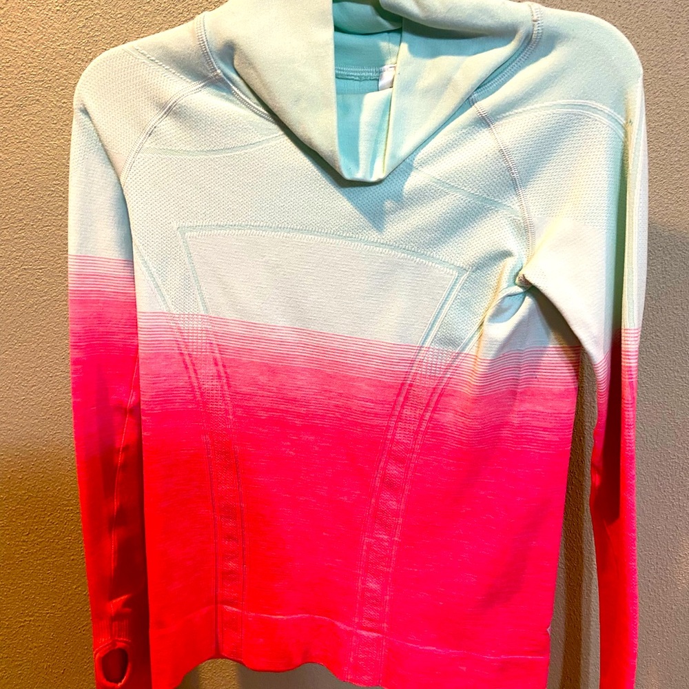 Girls Lululemon shirt